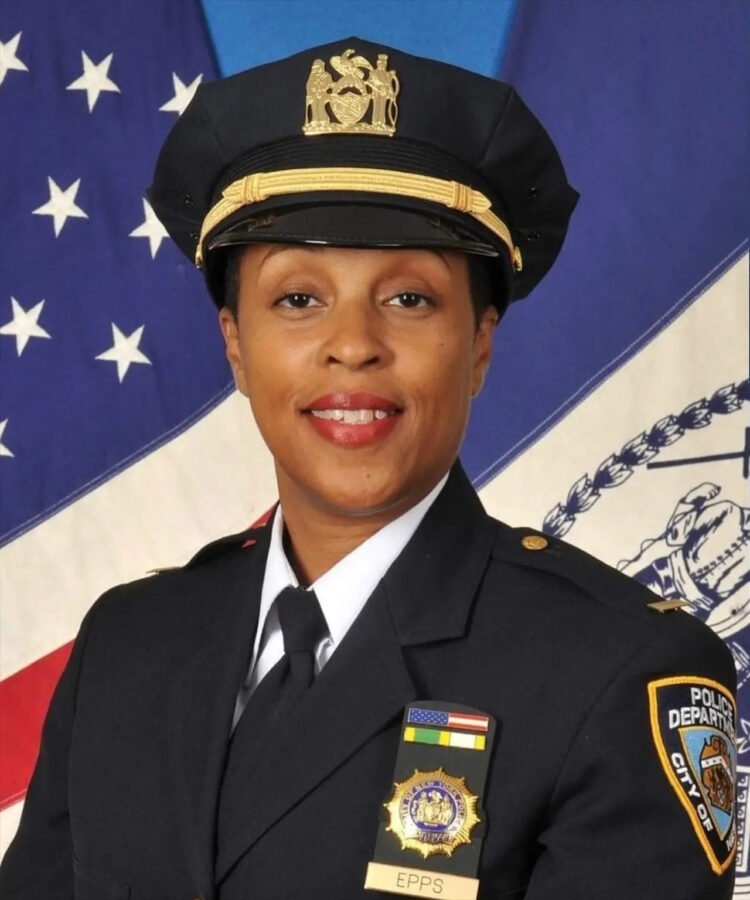 Lieutenant Quathisha Epps